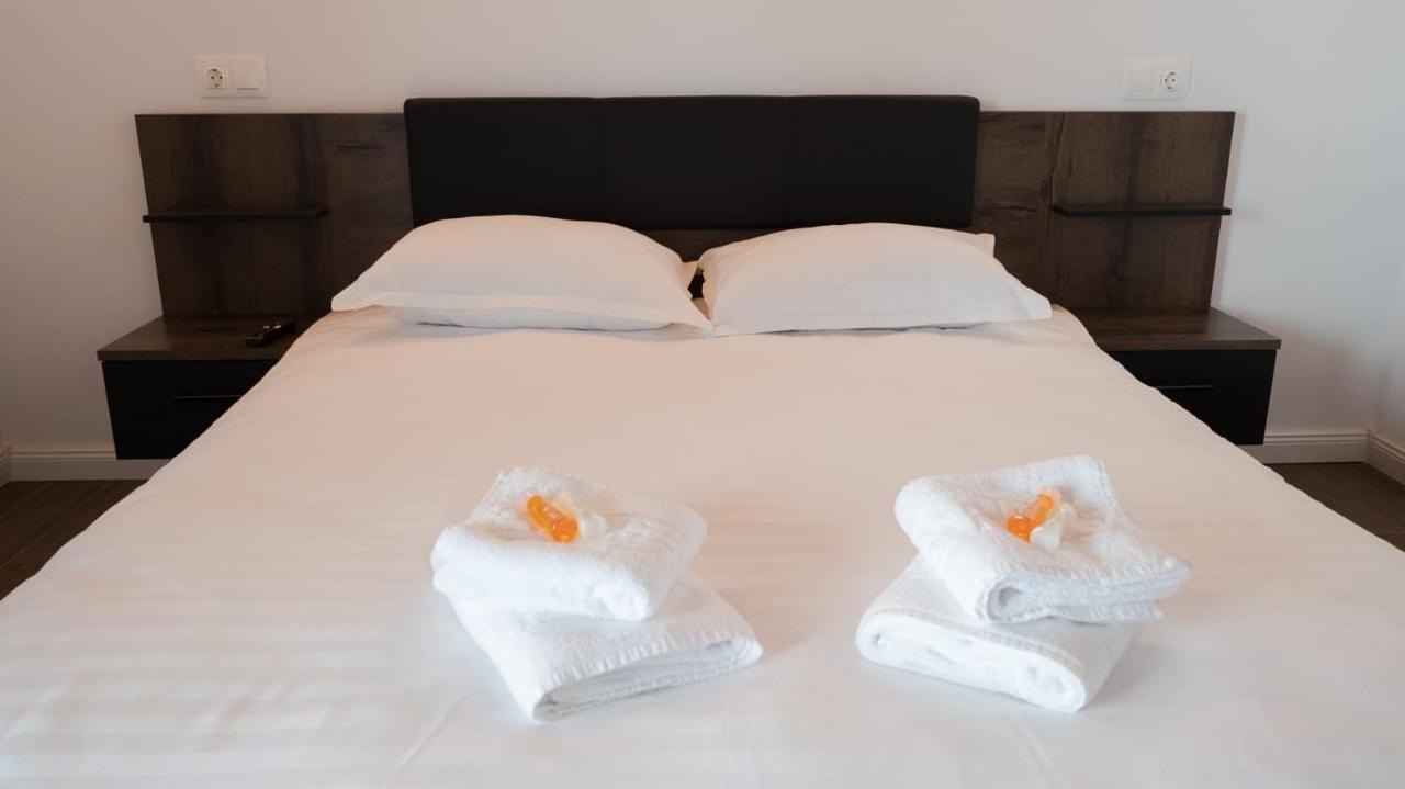 Villa Wild Rooms Zsiec Kültér fotó